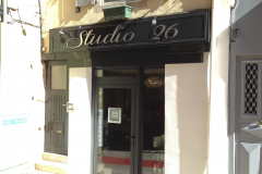 Enseigne Studio 26