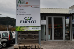 Totem AIPPH et CAP EMPLOI