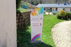 Foyer arc en ciel totem