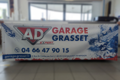 Garage grasset banderole